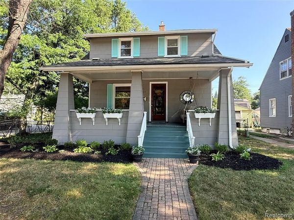232 W Houstonia Avenue , Royal Oak, MI 48073