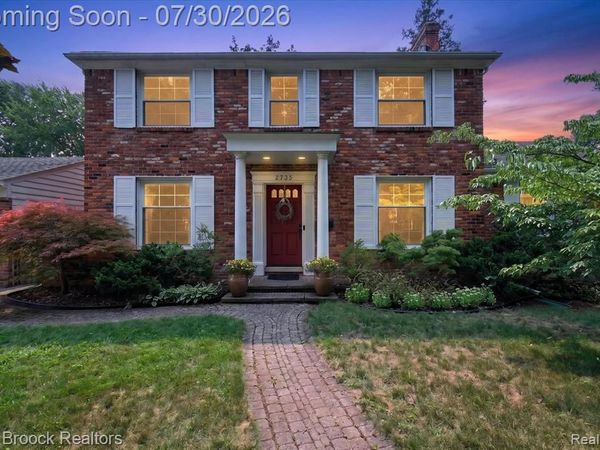 2735 Glenwood Road, Royal Oak, MI 48073