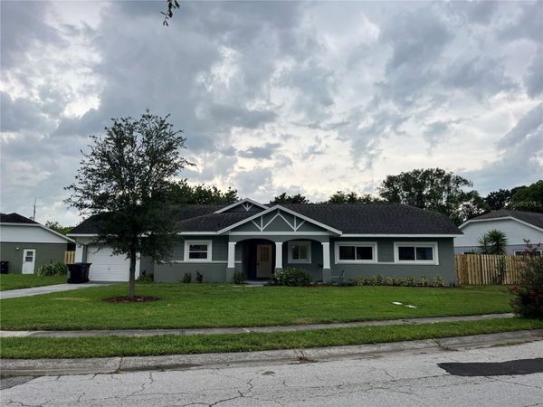 8223 LE MESA STREET , ORLANDO, FL 32827