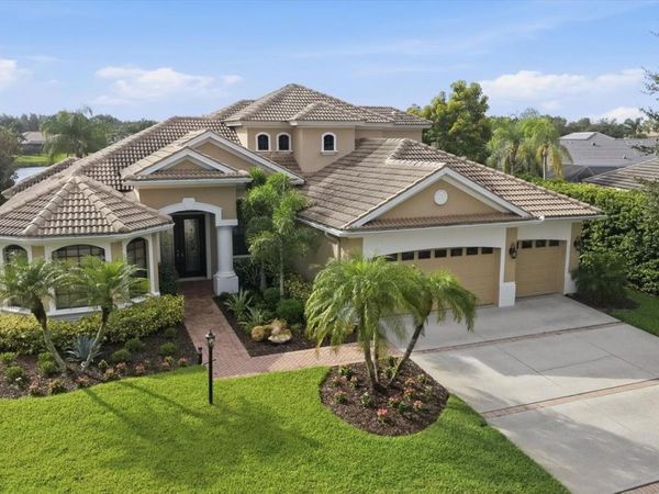 6915 HONEYSUCKLE TRAIL, LAKEWOOD RANCH, FL 34202