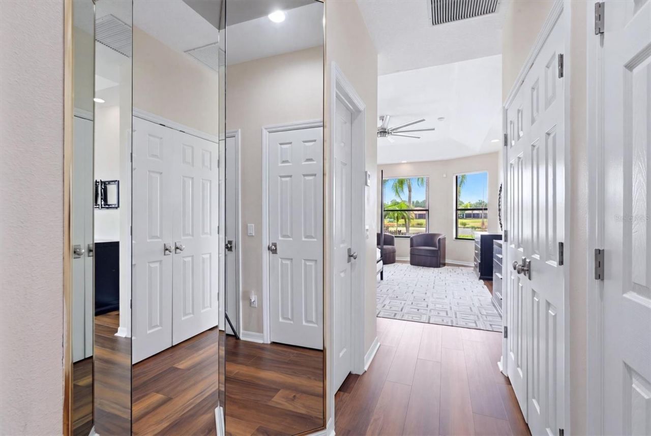 6915 Honeysuckle Trail, Lakewood Ranch, FL 34202 Photo