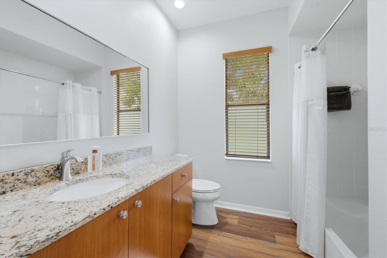 6915 Honeysuckle Trail, Lakewood Ranch, FL 34202 Photo