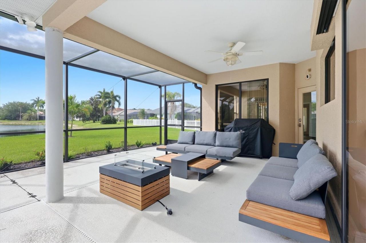6915 Honeysuckle Trail, Lakewood Ranch, FL 34202 Photo