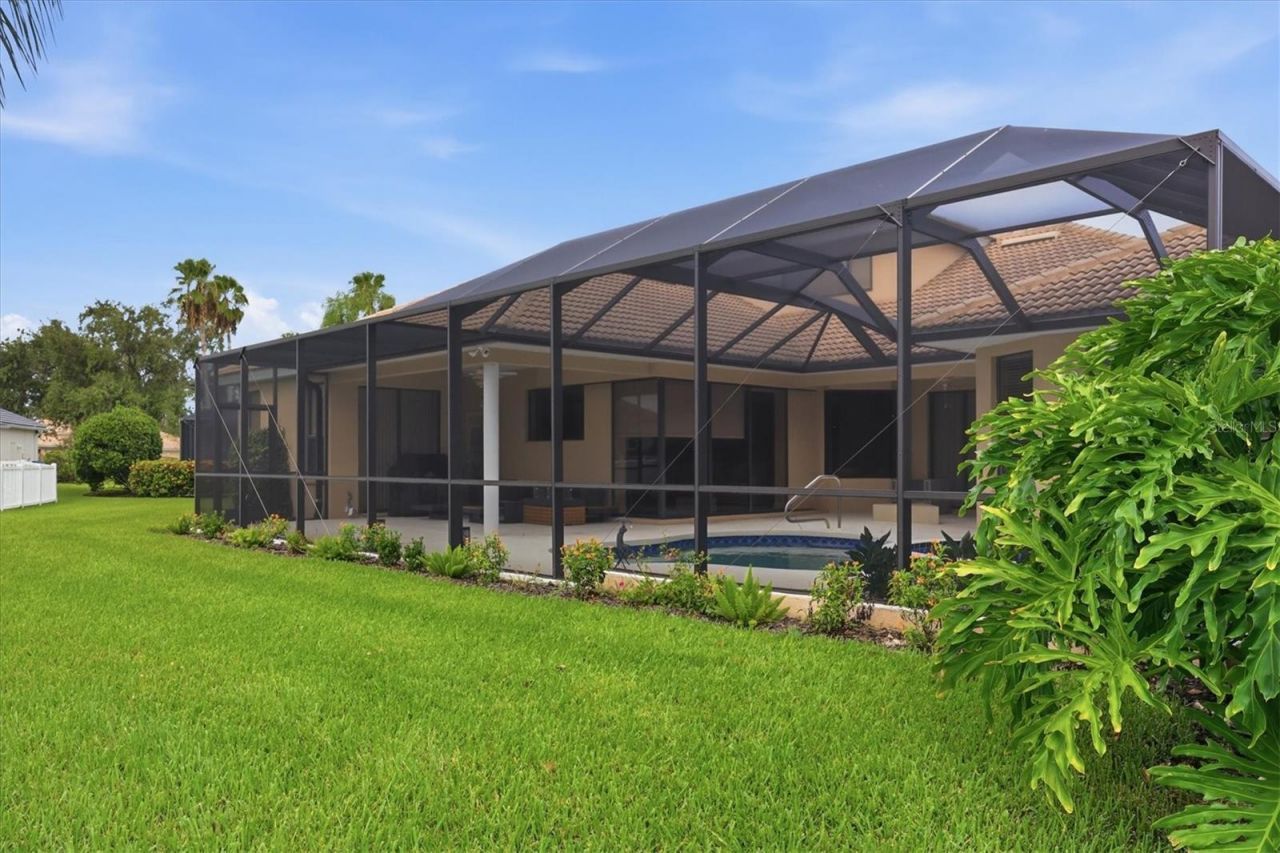 6915 Honeysuckle Trail, Lakewood Ranch, FL 34202 Photo