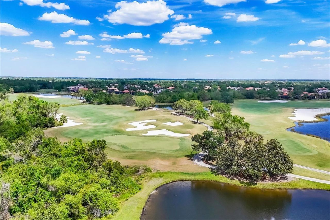 6915 Honeysuckle Trail, Lakewood Ranch, FL 34202 Photo