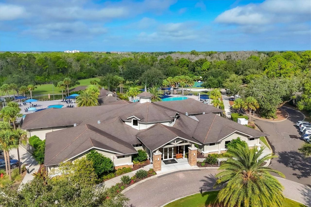 6915 Honeysuckle Trail, Lakewood Ranch, FL 34202 Photo