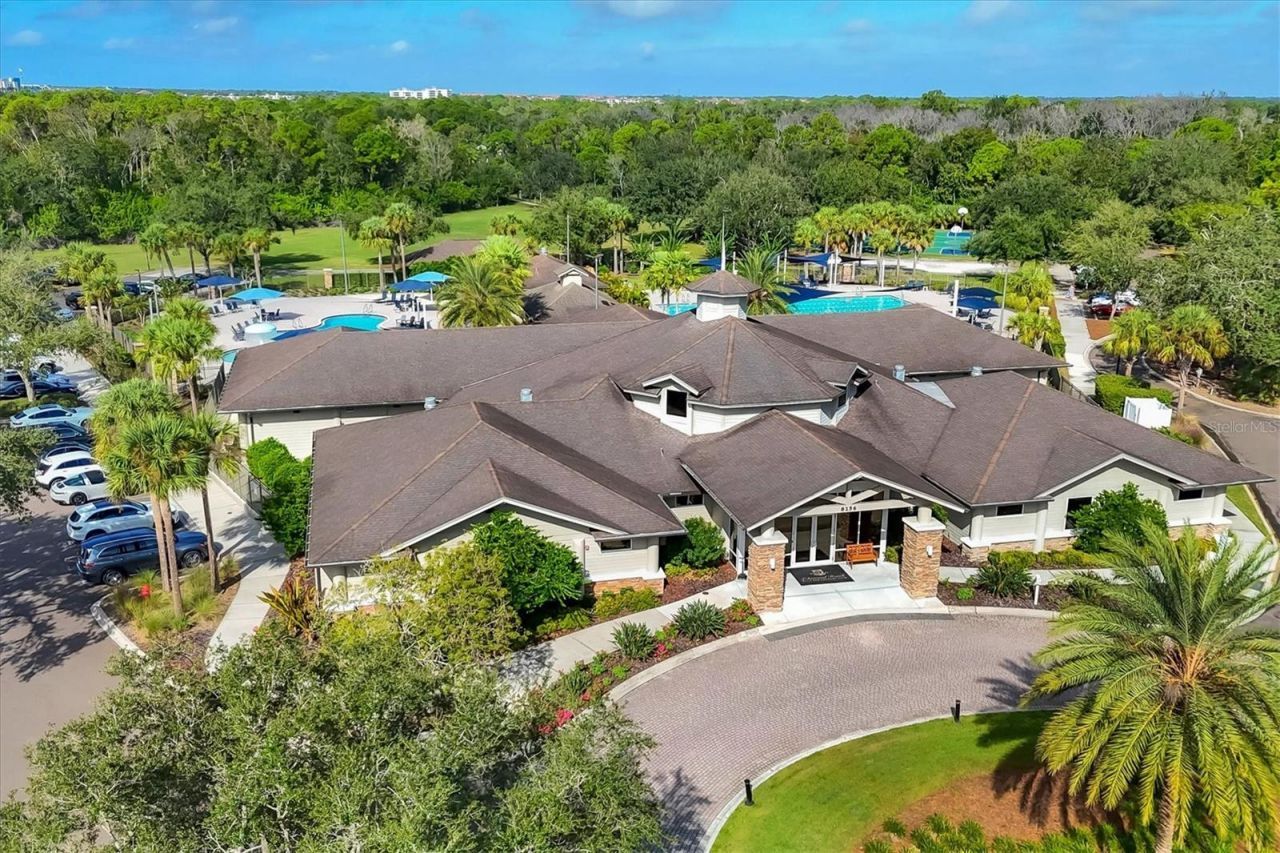 6915 Honeysuckle Trail, Lakewood Ranch, FL 34202 Photo