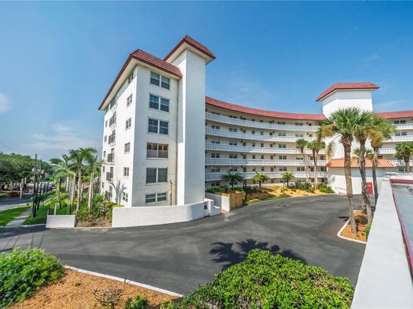 601 N MCDONALD STREET , Unit 2, MOUNT DORA, FL 32757