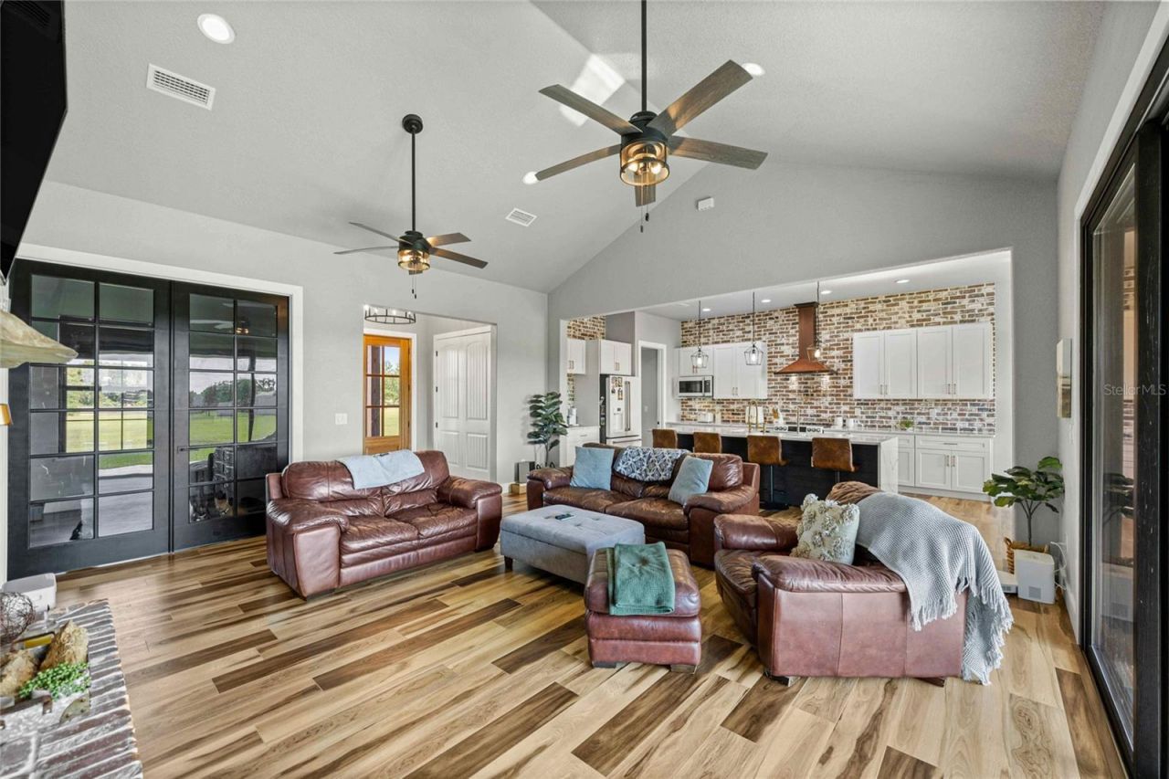 9755 SE 58th Avenue, Belleview, FL 34420 Photo