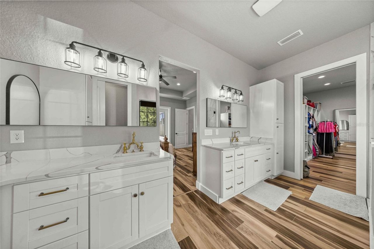 9755 SE 58th Avenue, Belleview, FL 34420 Photo