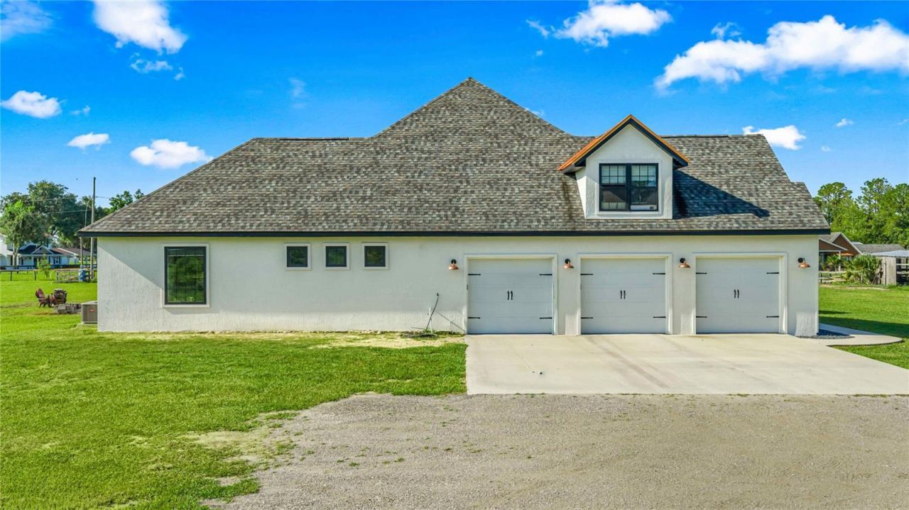 9755 SE 58th Avenue, Belleview, FL 34420 Photo