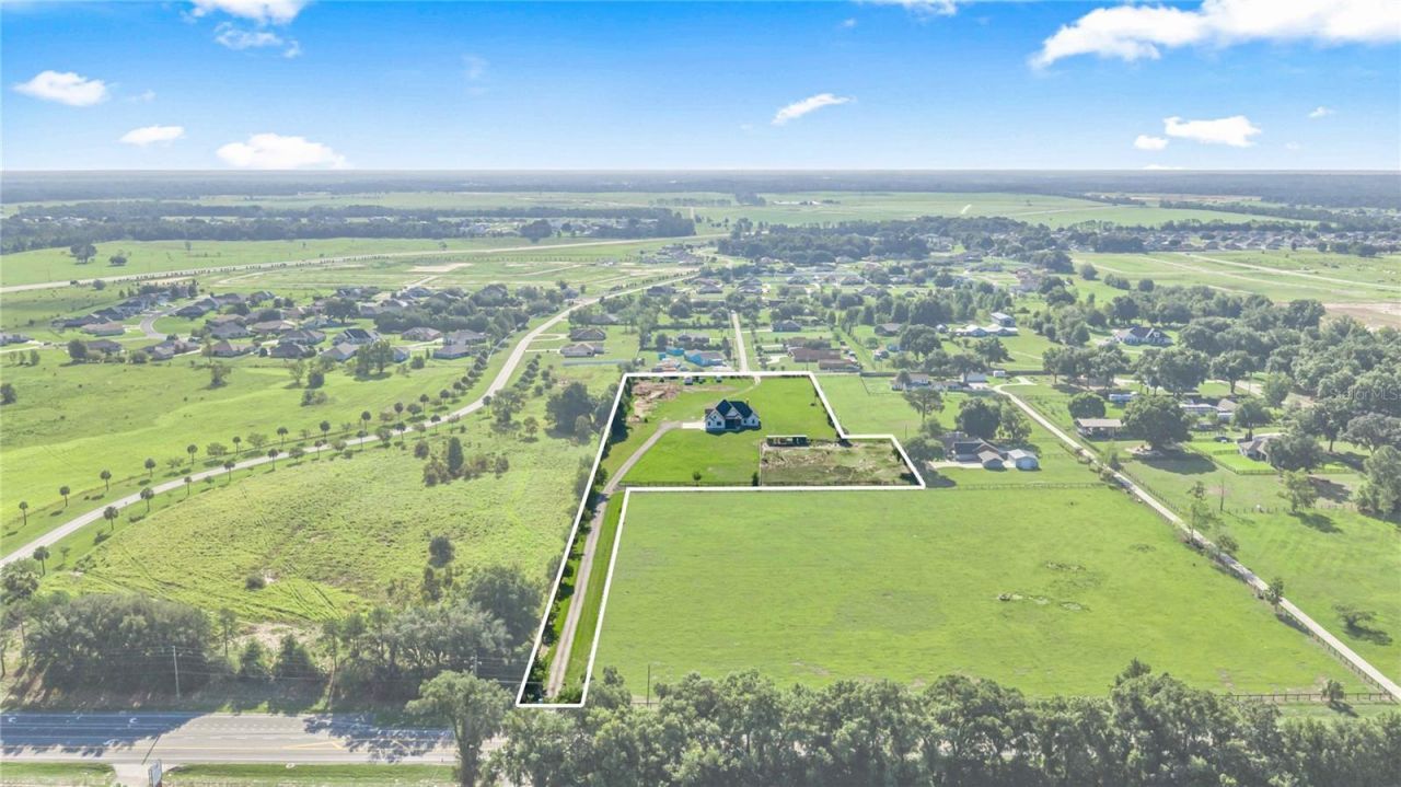 9755 SE 58th Avenue, Belleview, FL 34420 Photo