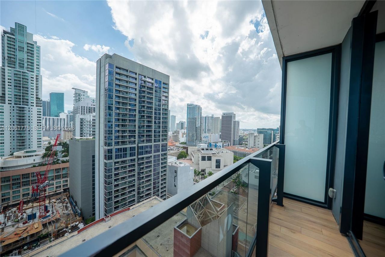 398 NE 5th St , Unit 1615, Miami, FL 33132 Photo