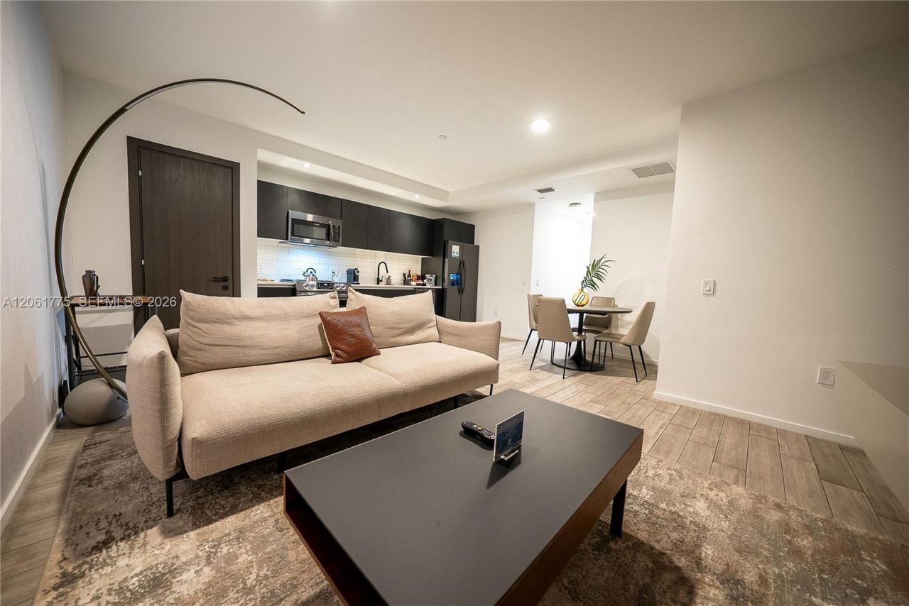 398 NE 5th St , Unit 1615, Miami, FL 33132 Photo