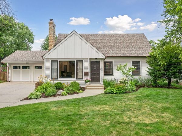 5712 York Avenue S, Edina, MN 55410