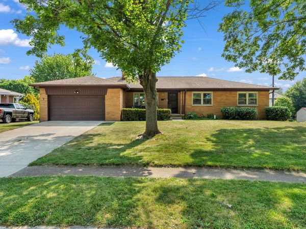 1521 Hardin Court, Plainfield, IN 46168