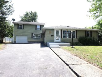 9 Rhode Island Avenue Rensselaer, NY 12144