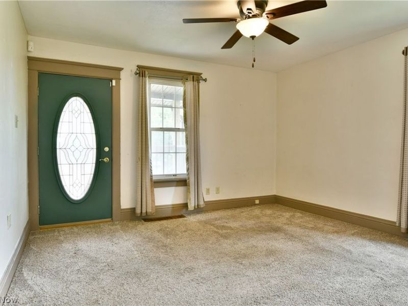 8139 Lorain Street, Masury, OH 44438 Photo 6