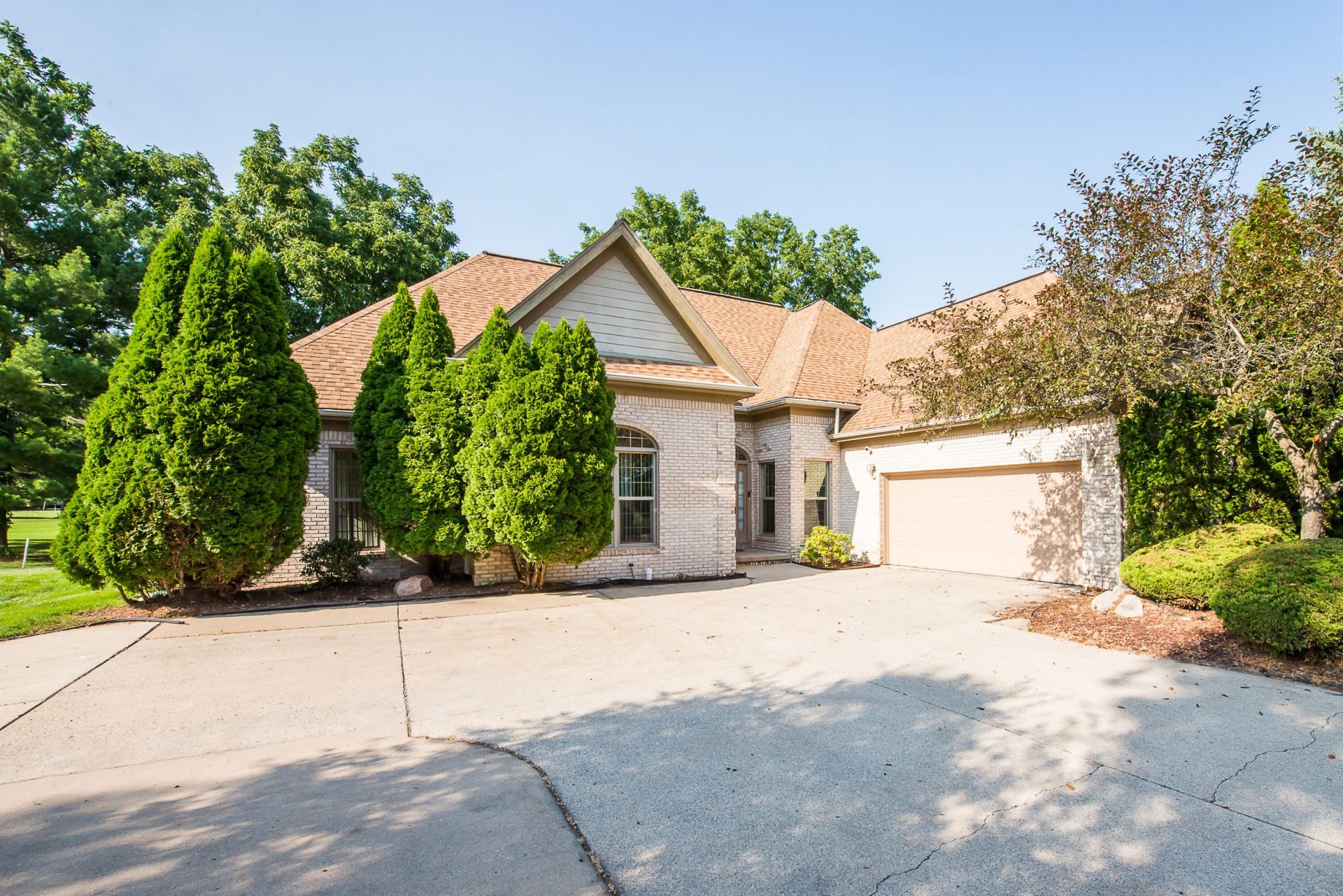 6221 Textile Road, Ypsilanti, MI 48197 Main Photo