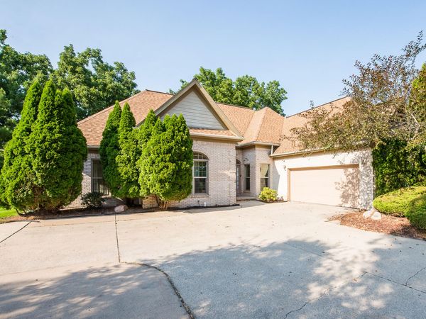 6221 Textile Road, Ypsilanti, MI 48197