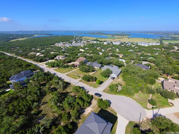 2350 Sunset Ridge, Canyon Lake, TX 78133