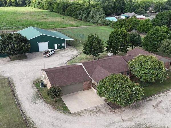 1003 Ovilla Road, Red Oak, TX 75125