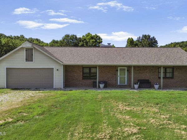 8907 KINGS CHAPEL ROAD, Centertown, MO 65023