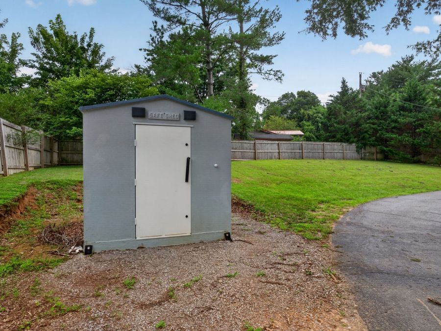 Property Image 37