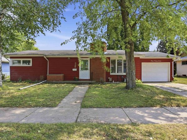 327 S ROGER STREET, Kimberly, WI 54136