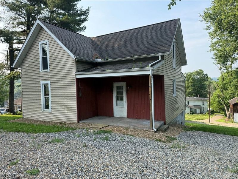 135 Mound Street, Sherrodsville, OH 44675 Photo 1