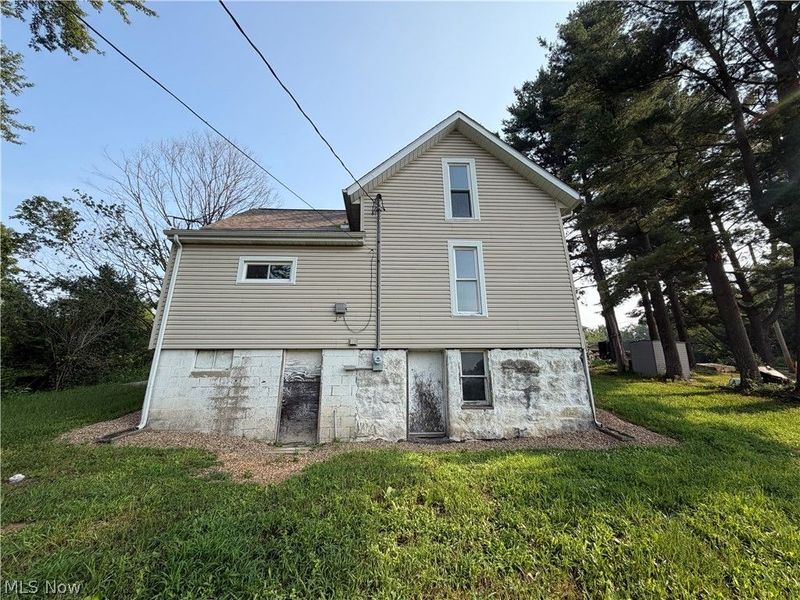 135 Mound Street, Sherrodsville, OH 44675 Photo 18
