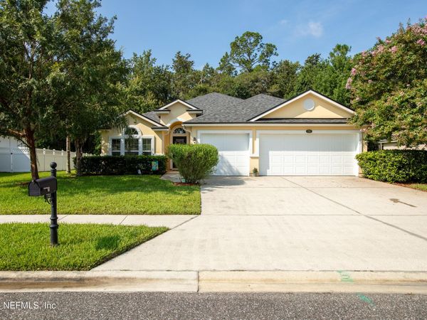 733 W KINGS COLLEGE Drive, St. Johns, FL 32259