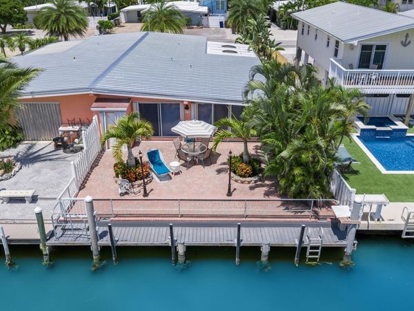 490 10th Street, KEY COLONY, FL 33051