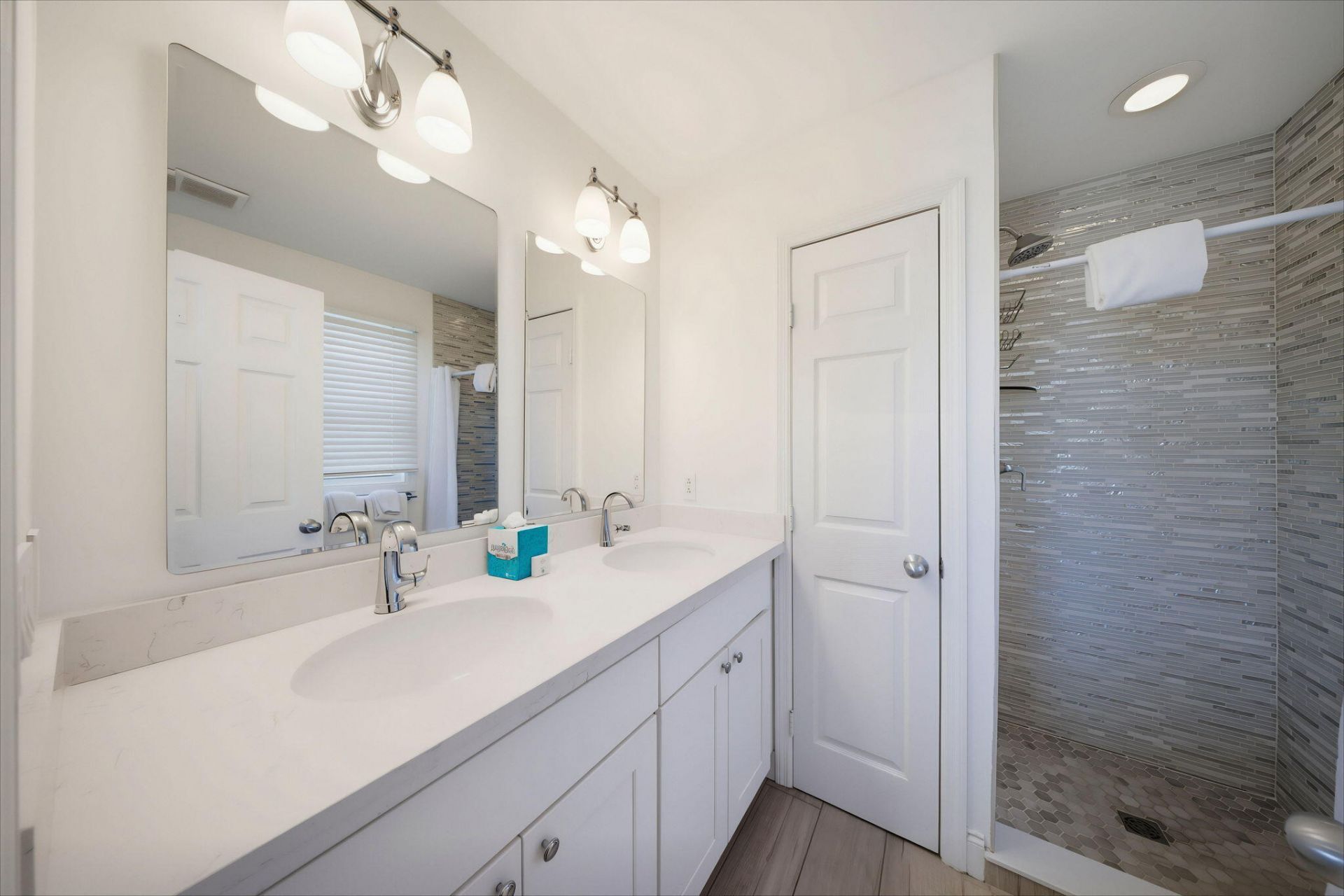 7044 Harbor Village Drive, Duck Key, FL 33050 Photo