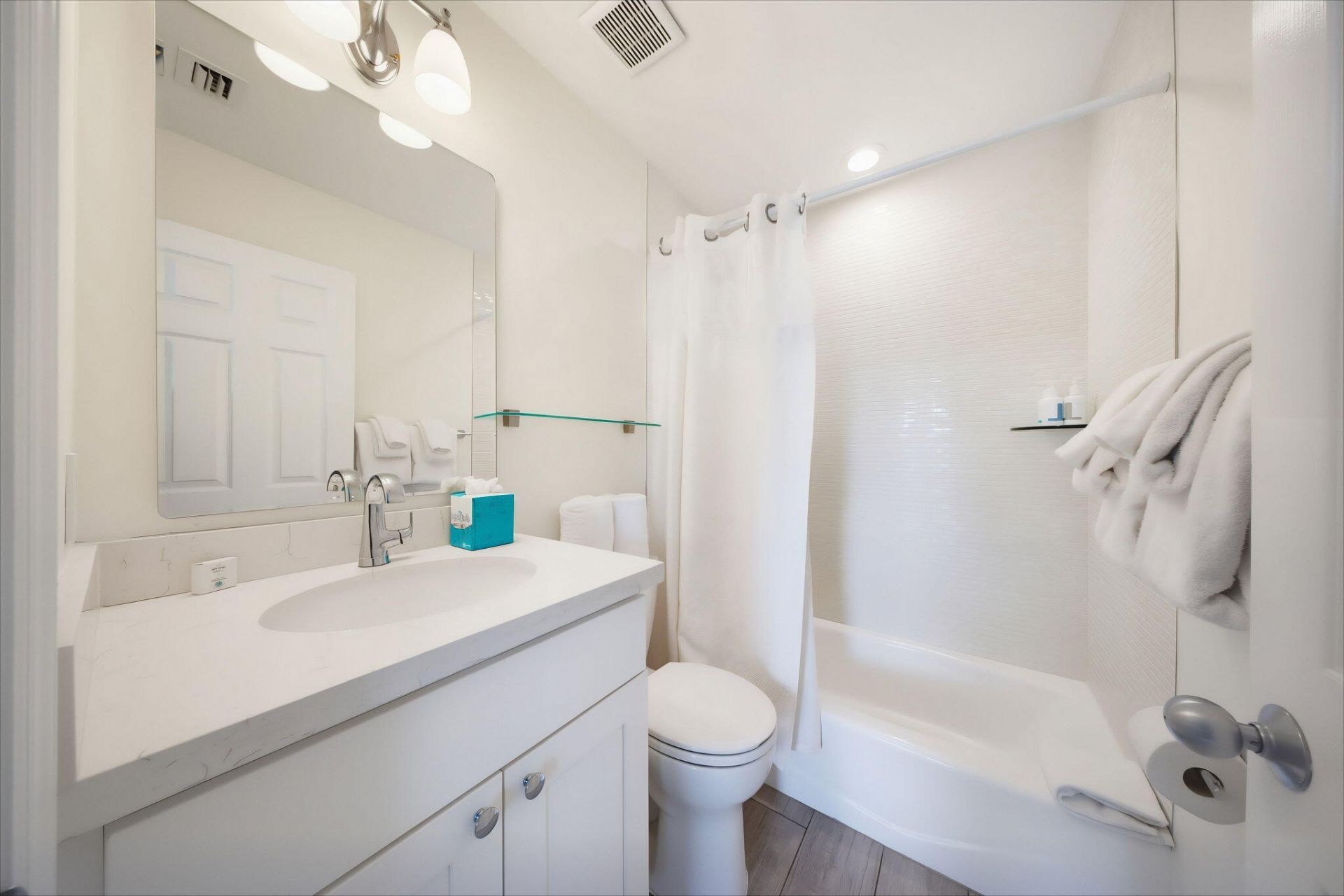 7044 Harbor Village Drive, Duck Key, FL 33050 Photo