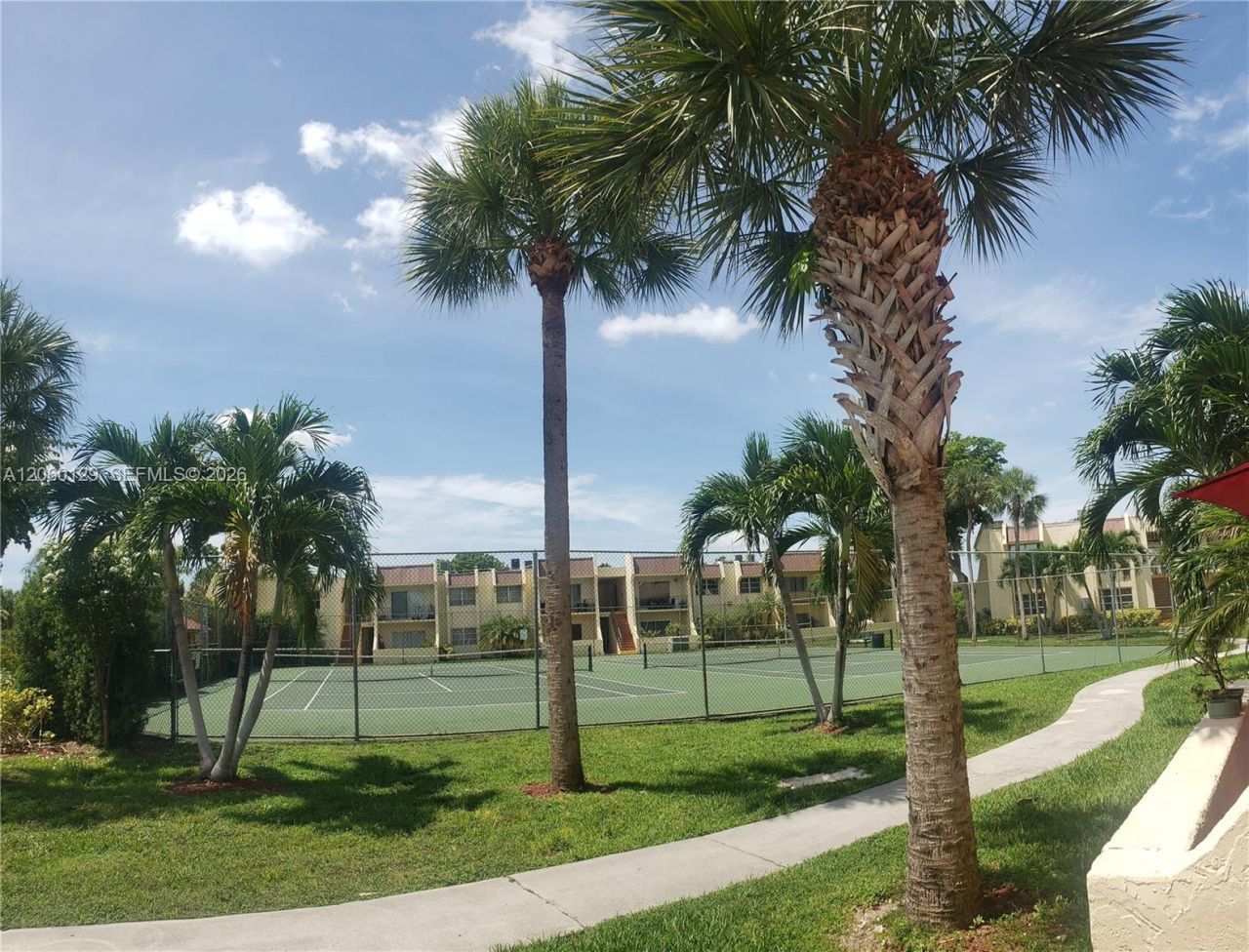 13934 SW 90th Ave, Unit 201-CC, Miami, FL 33176 Photo