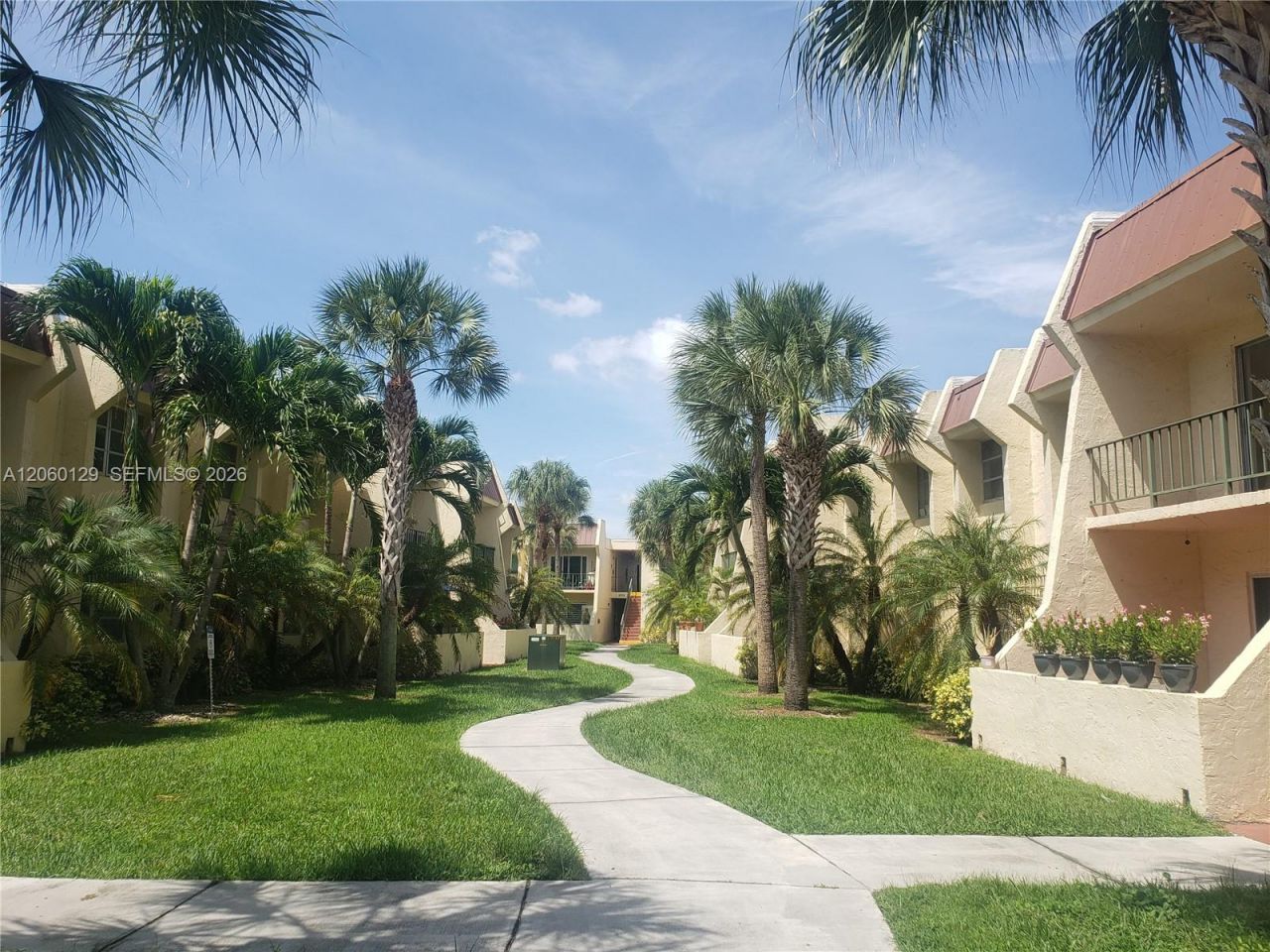 13934 SW 90th Ave, Unit 201-CC, Miami, FL 33176 Photo