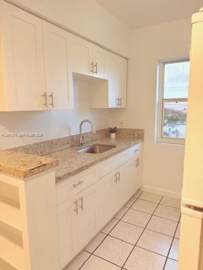7610 Dickens Ave , Miami Beach, FL 33141 Photo