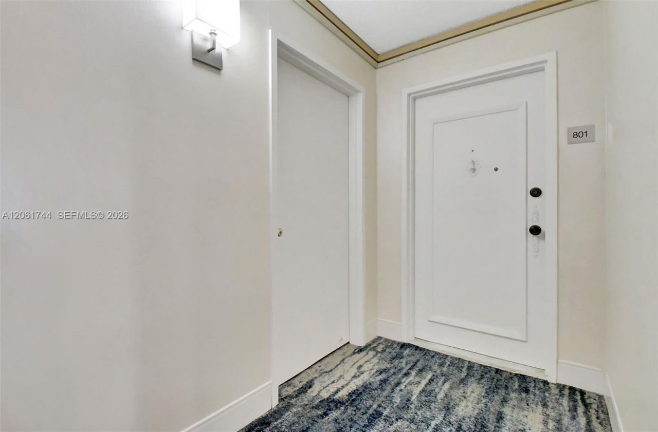 18051 Biscayne Blvd , Unit 801, Aventura, FL 33160 Photo