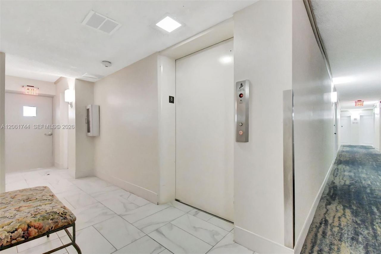 18051 Biscayne Blvd , Unit 801, Aventura, FL 33160 Photo