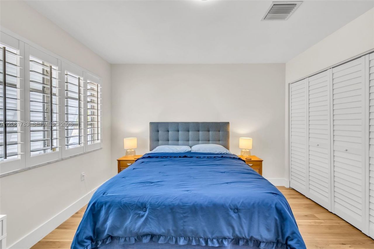 1150 Madruga Ave , Unit A304, Coral Gables, FL 33146 Photo