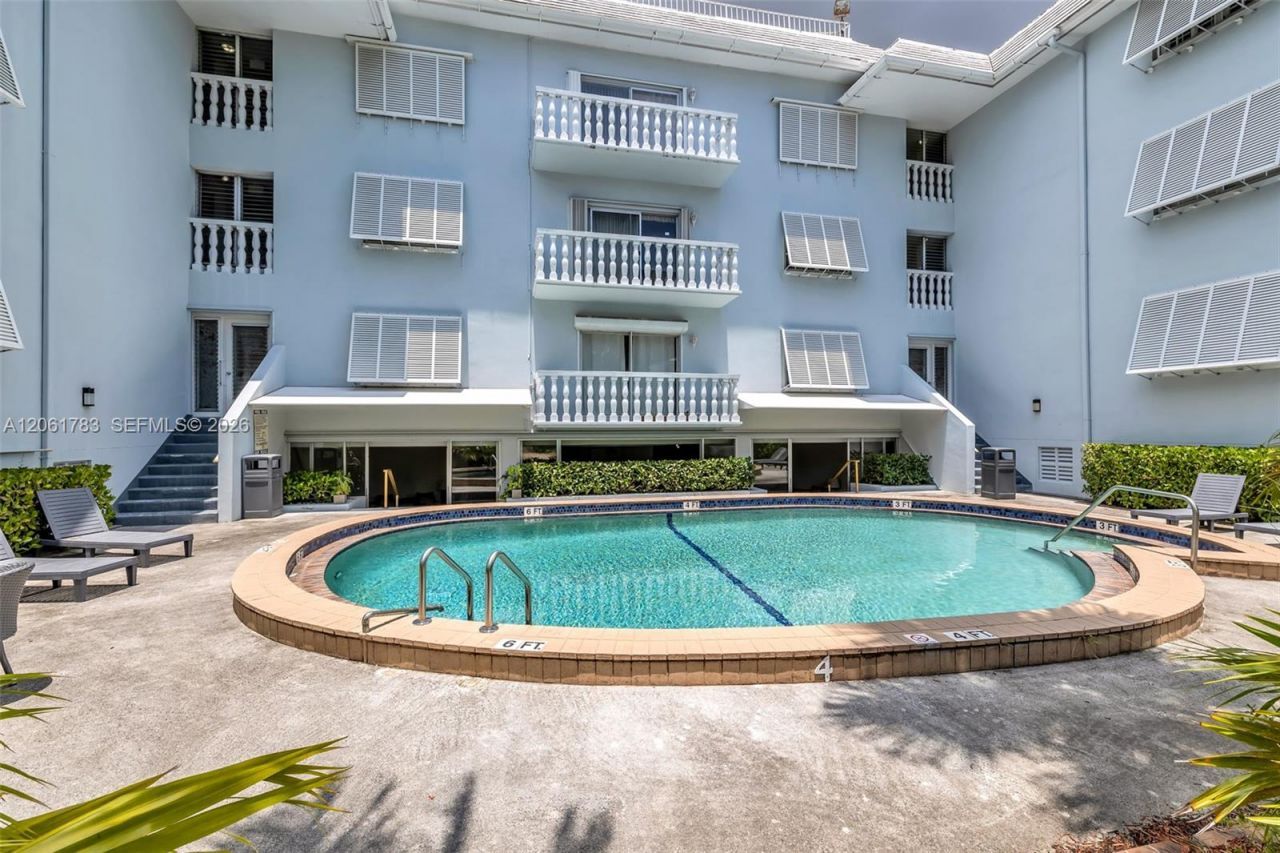 1150 Madruga Ave , Unit A304, Coral Gables, FL 33146 Photo