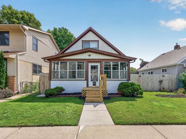 529 3rd Avenue S, South Saint Paul, MN 55075