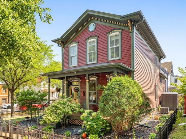 82 Leech Street, Saint Paul, MN 55102