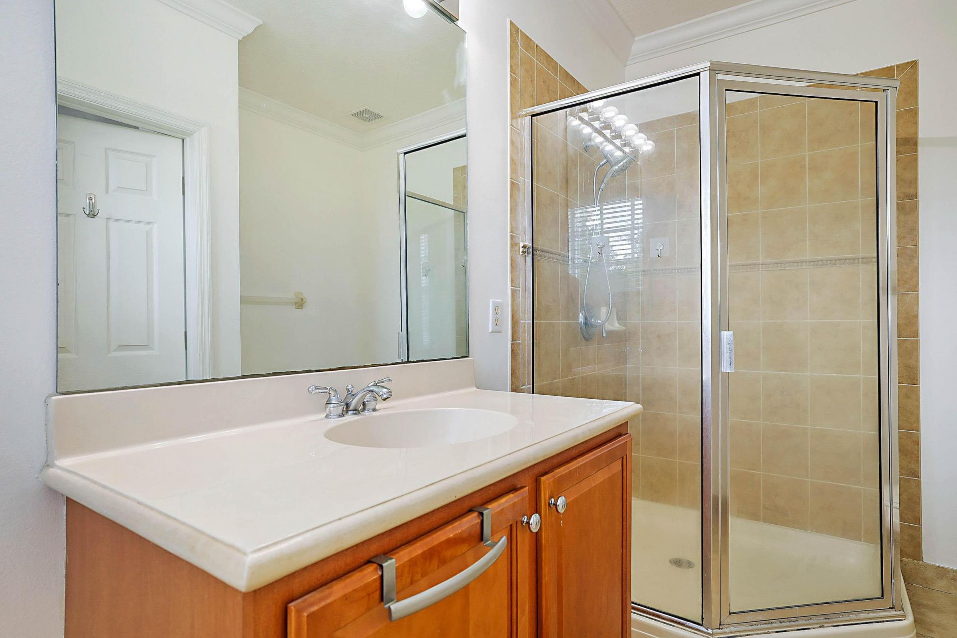 241 E Thatch Palm Circle E, Jupiter, FL 33458 Photo