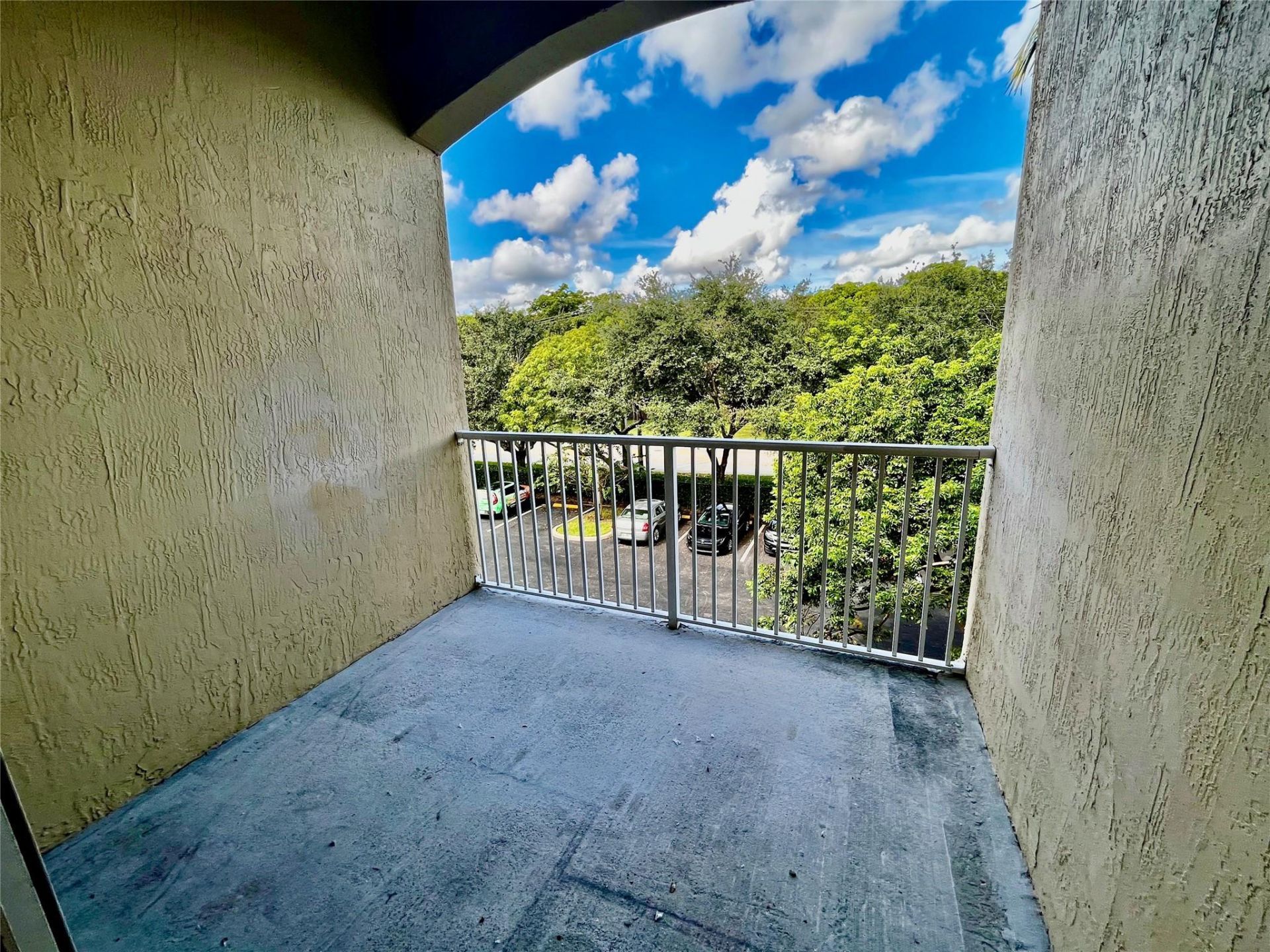 7085 Nova Drive, Unit 311, Davie, FL 33317 Photo