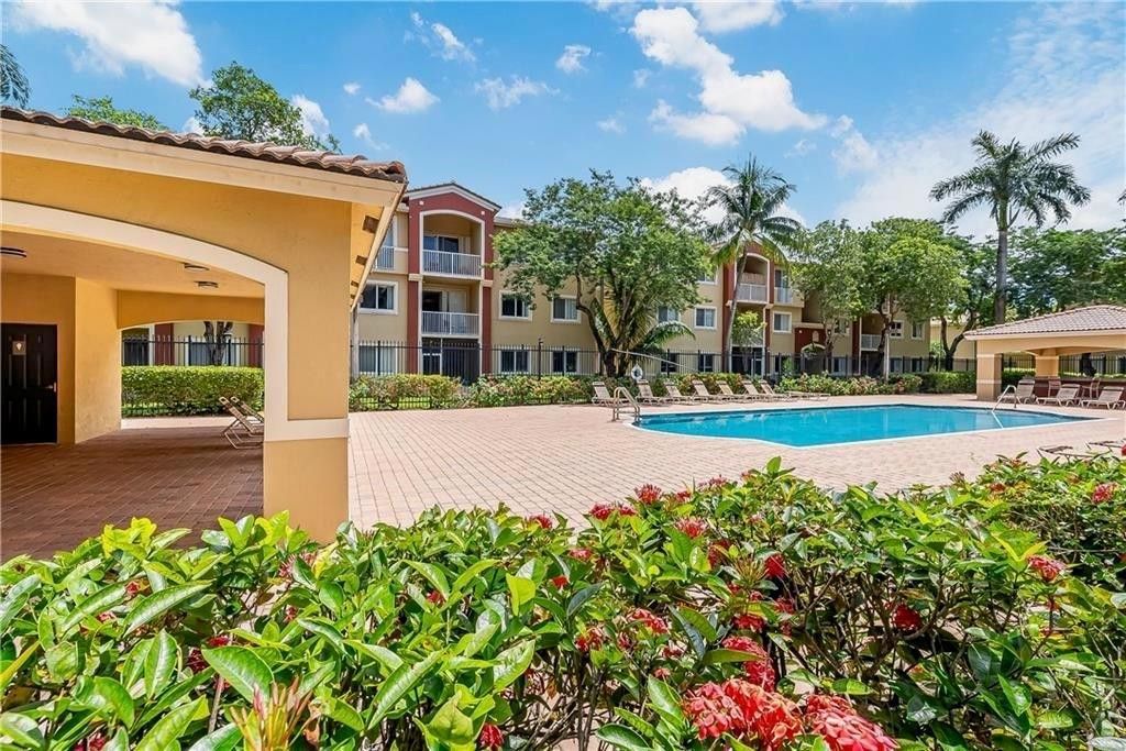 7085 Nova Drive, Unit 311, Davie, FL 33317 Photo