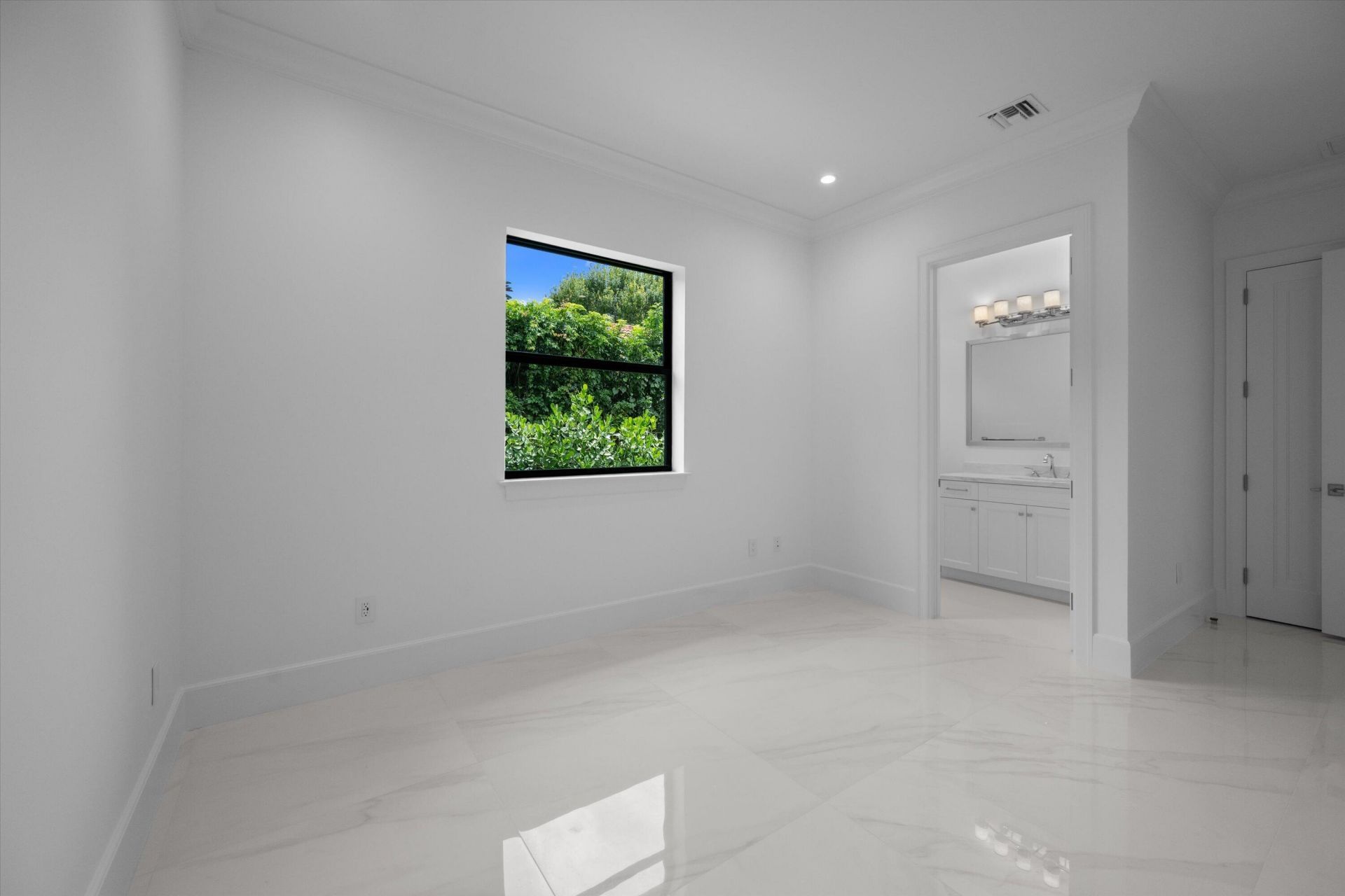 1712 Mayacoo Lakes Boulevard, West Palm Beach, FL 33411 Photo