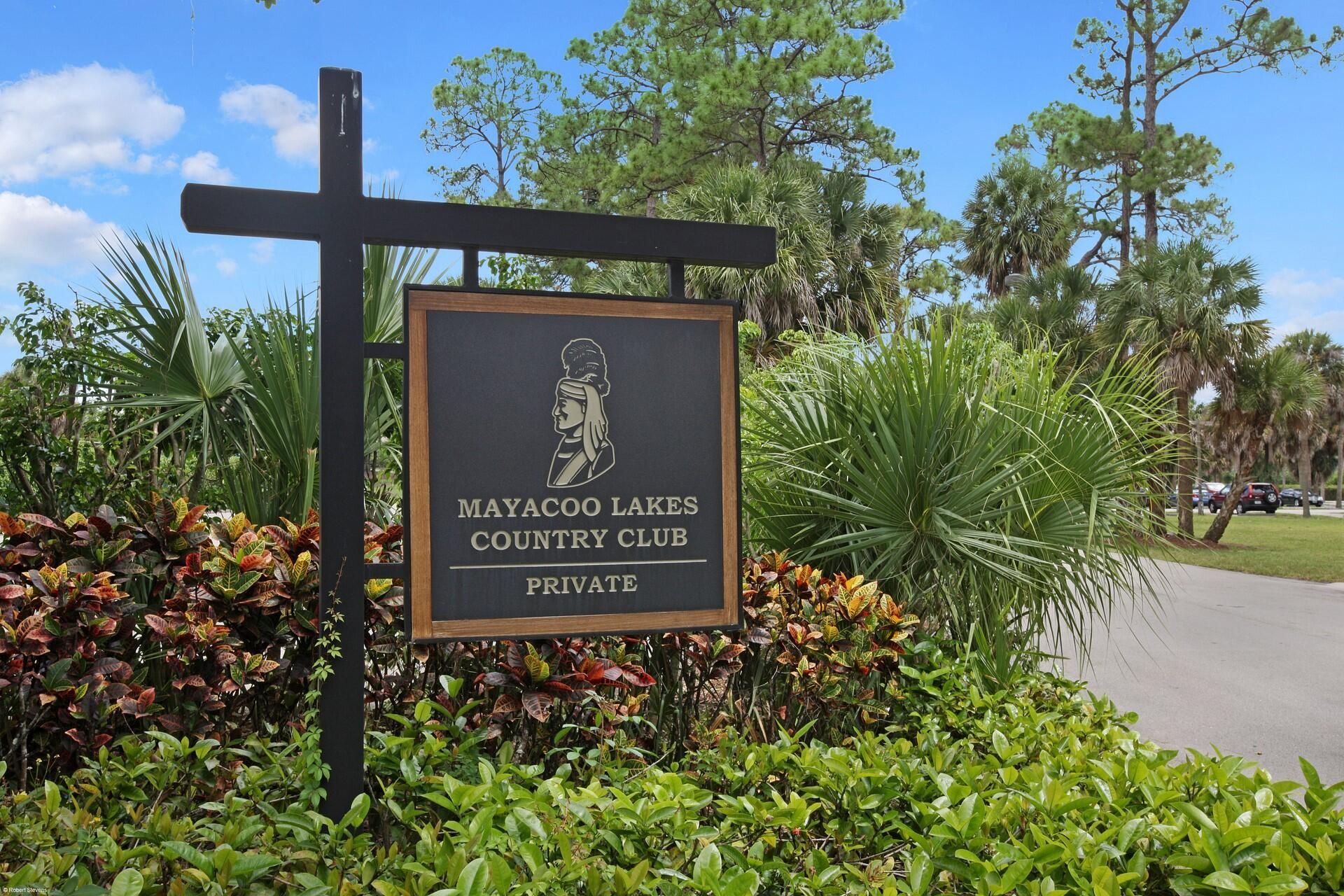 1712 Mayacoo Lakes Boulevard, West Palm Beach, FL 33411 Photo