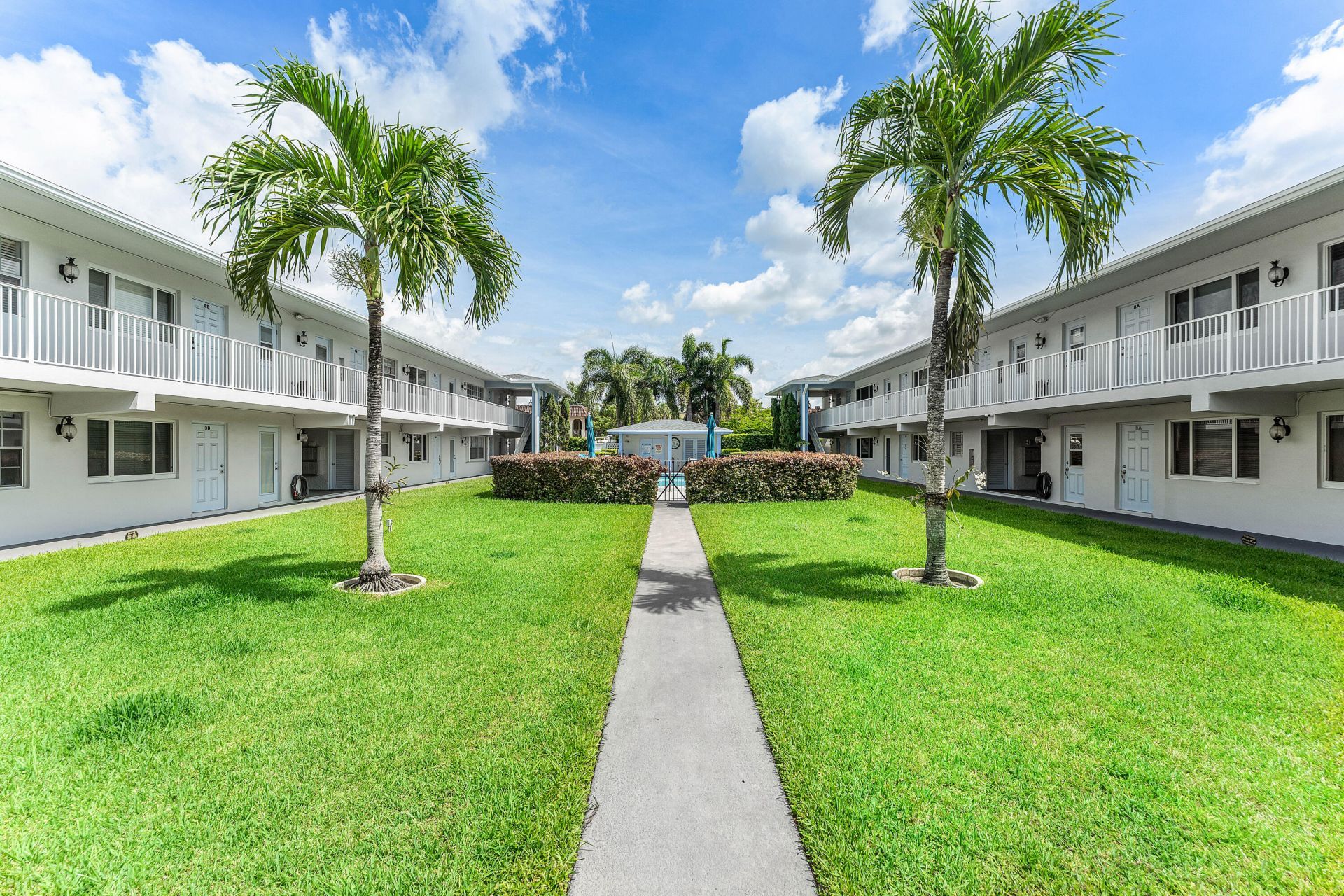 4111 NE 21st Way, Unit 204, Lighthouse Point, FL 33064 Photo